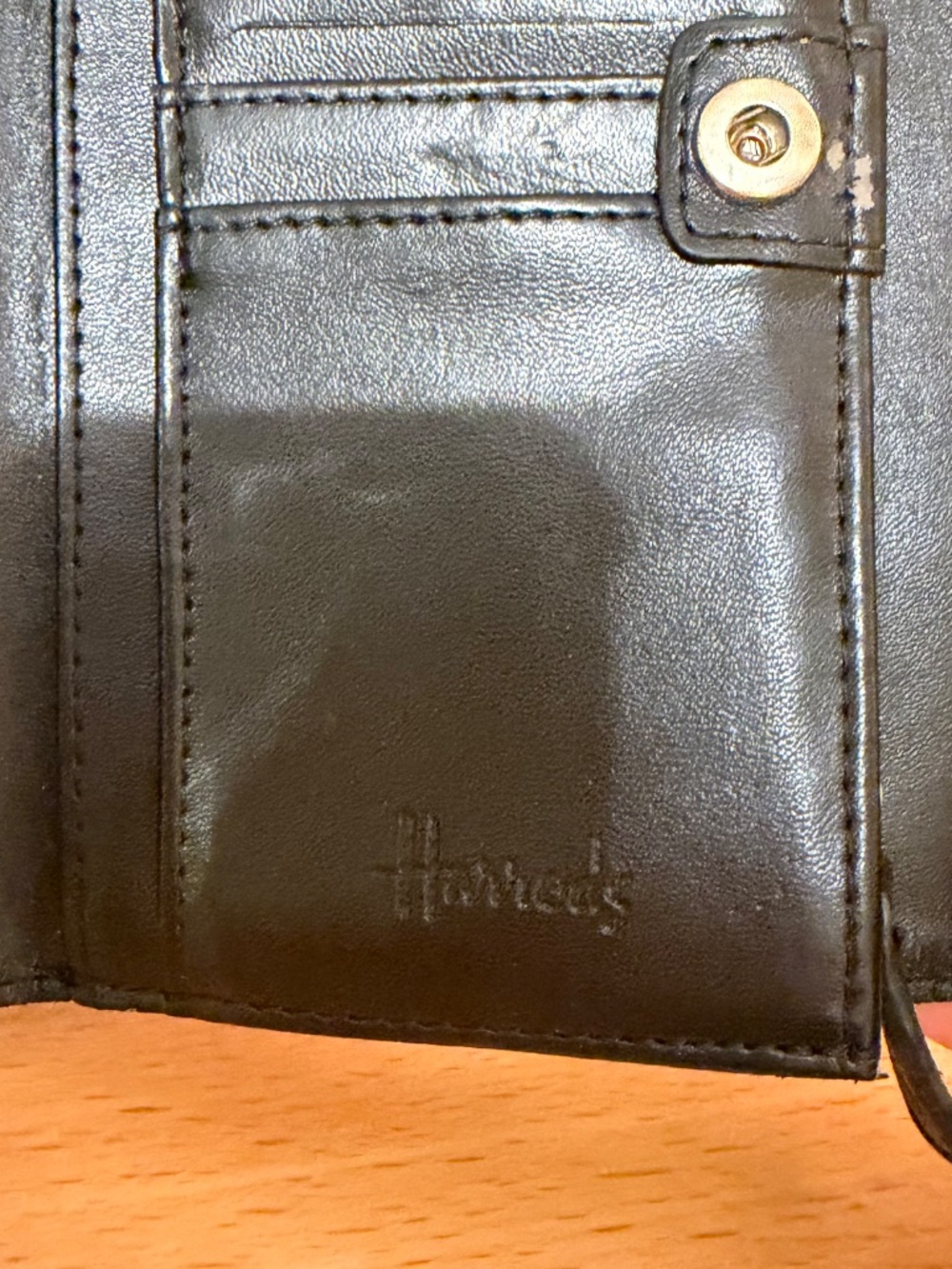 Harrod's Black Patent PVC Wallet Clutch Trifold Logo Card Holder London UK - Picture 9 of 11